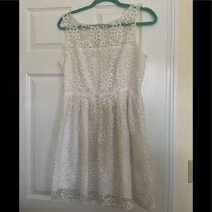BB Dakota White Flower Dress